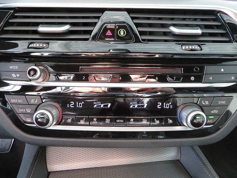 BMW 530d xDrive Touring Aut. M Sport ,HUD, Navi. Prof, PDC, AHK