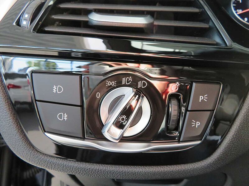 BMW 530d xDrive Touring Aut. M Sport ,HUD, Navi. Prof, PDC, AHK