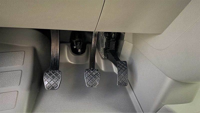 Volkswagen Crafter Koffer Palfinger 750L sofort