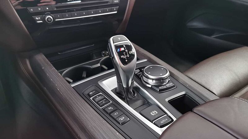 BMW X5 M50d Voll