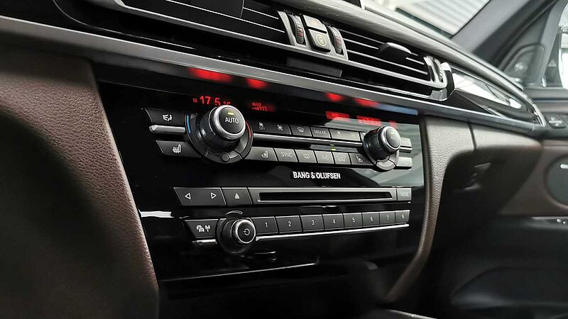 BMW X5 M50d Voll