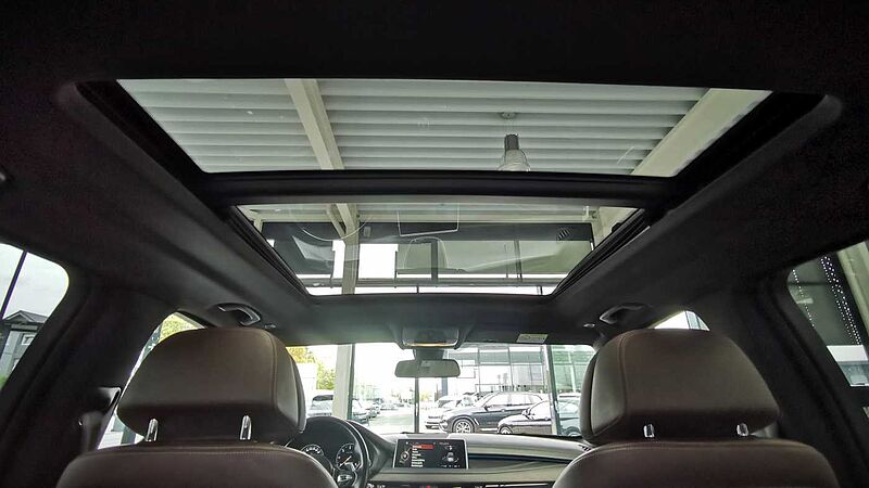 BMW X5 M50d Voll
