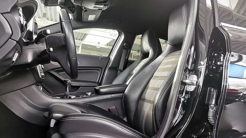 Mercedes-Benz GLA 180 Urban AHK | DAB | RFK